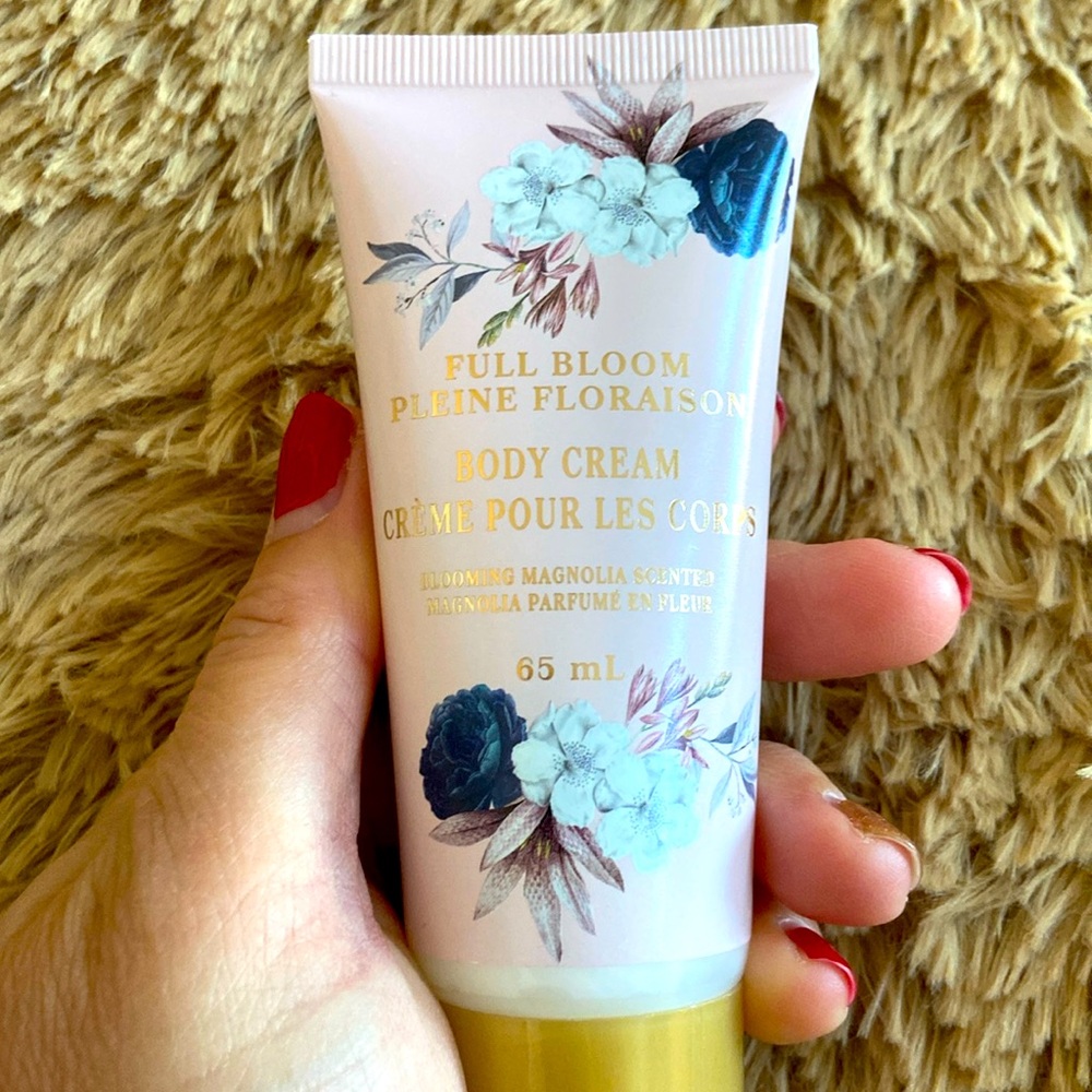 🆕 Full bloom body cream